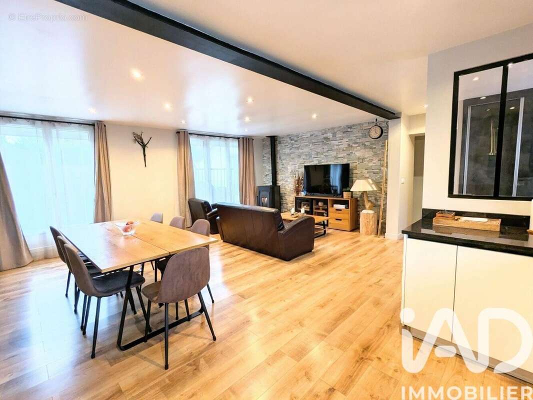 Photo 4 - Maison à BRIE-COMTE-ROBERT