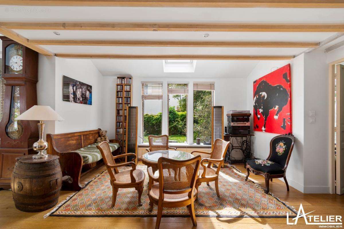 Maison à MAREIL-MARLY