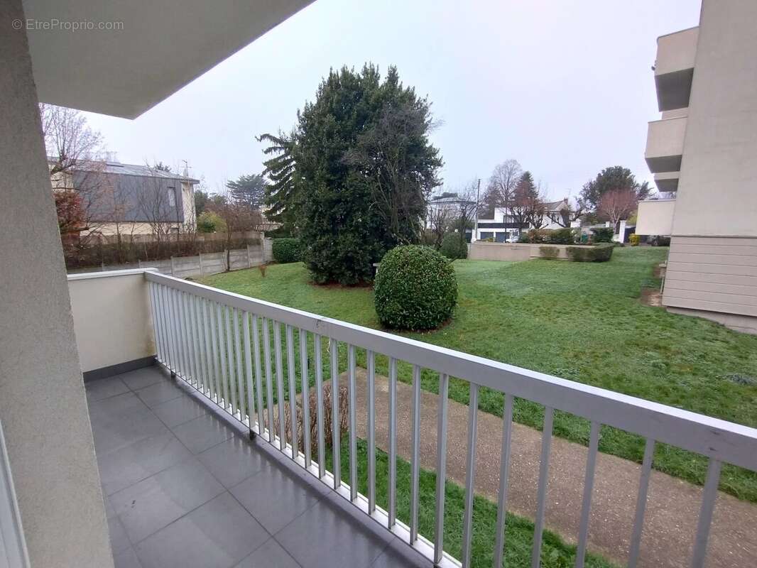 Appartement à LE RAINCY