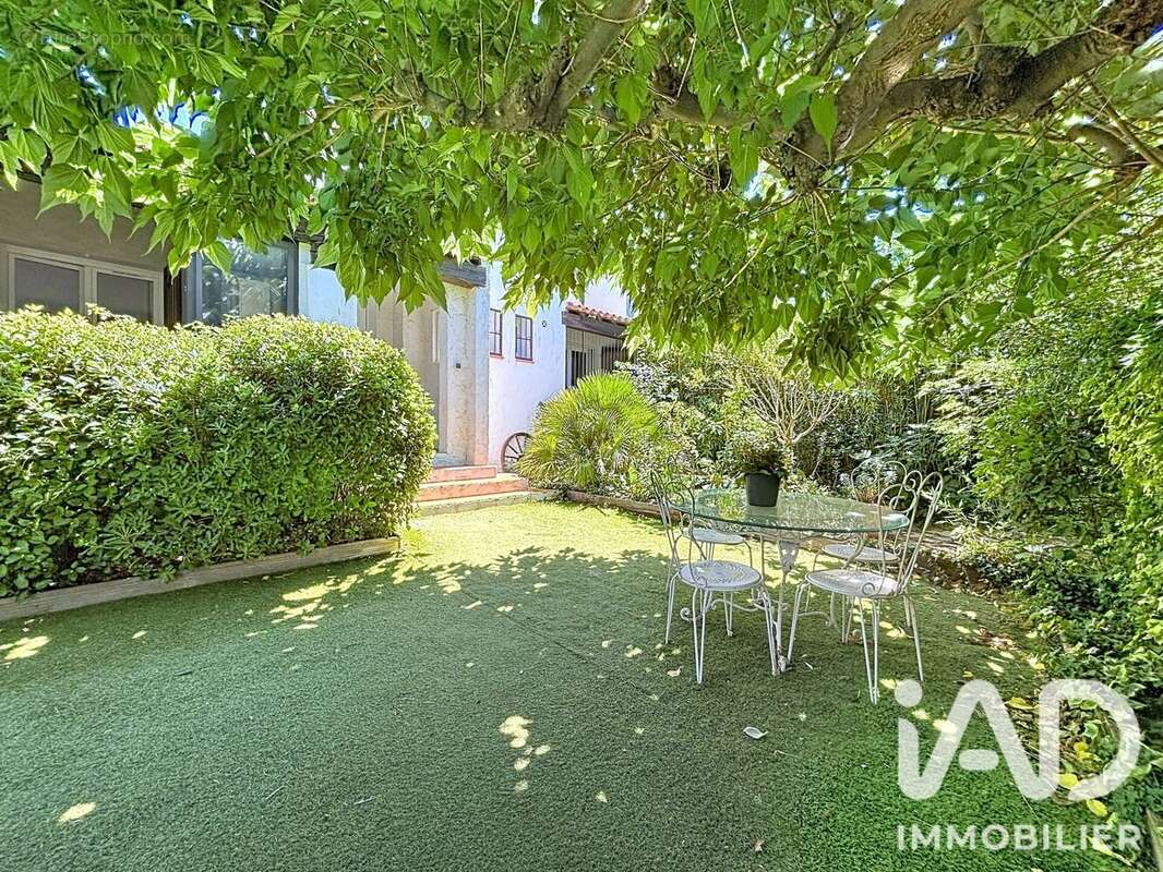 Maison 175 m² à Vitrolles  - photo 3