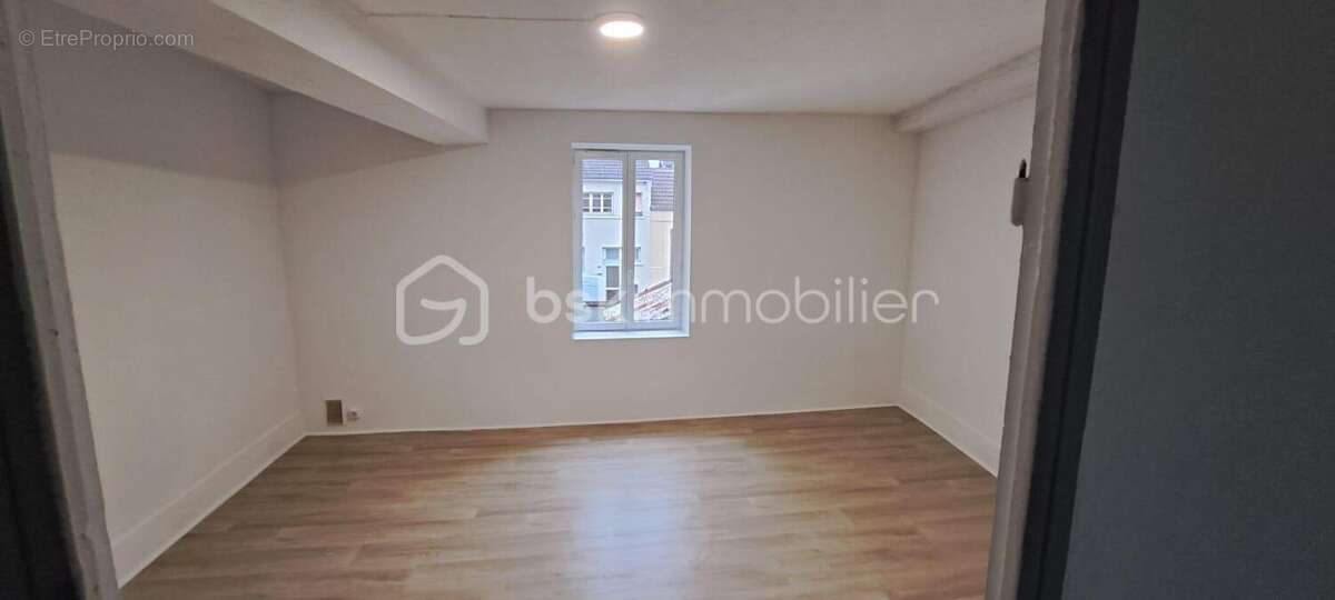 Appartement à SAINT-JEAN-DE-LOSNE