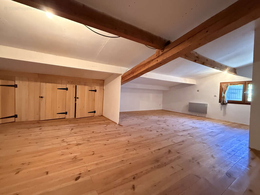 Maison de village en pierre avec vue panoramique sur la vallée - photo 11
