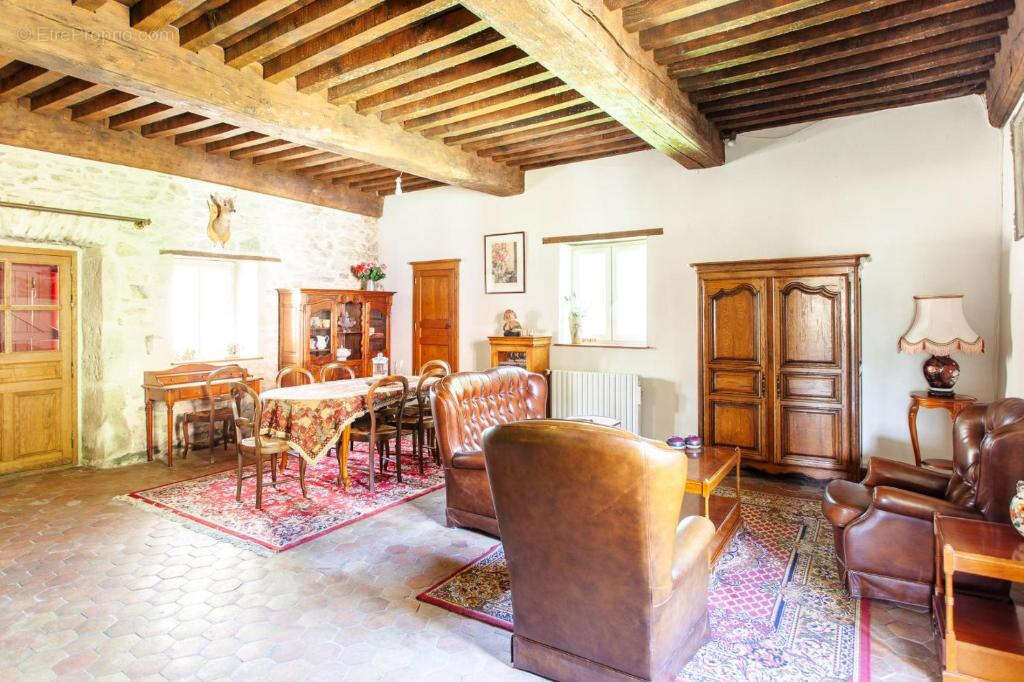 Maison à ANTULLY