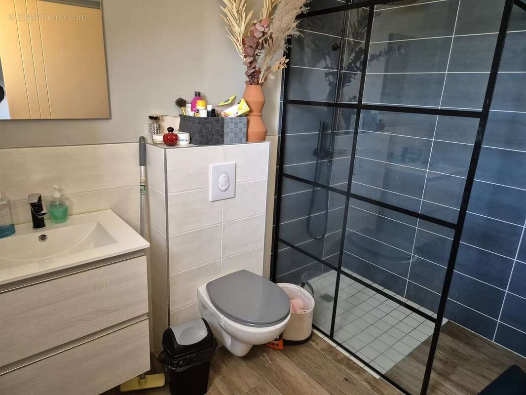 Récente maison de plain pied de 110 m² - photo 8
