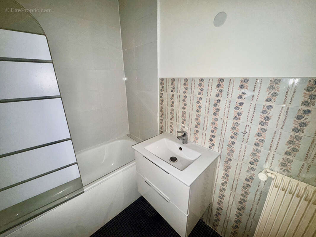 Appartement à FONTENAY-SOUS-BOIS