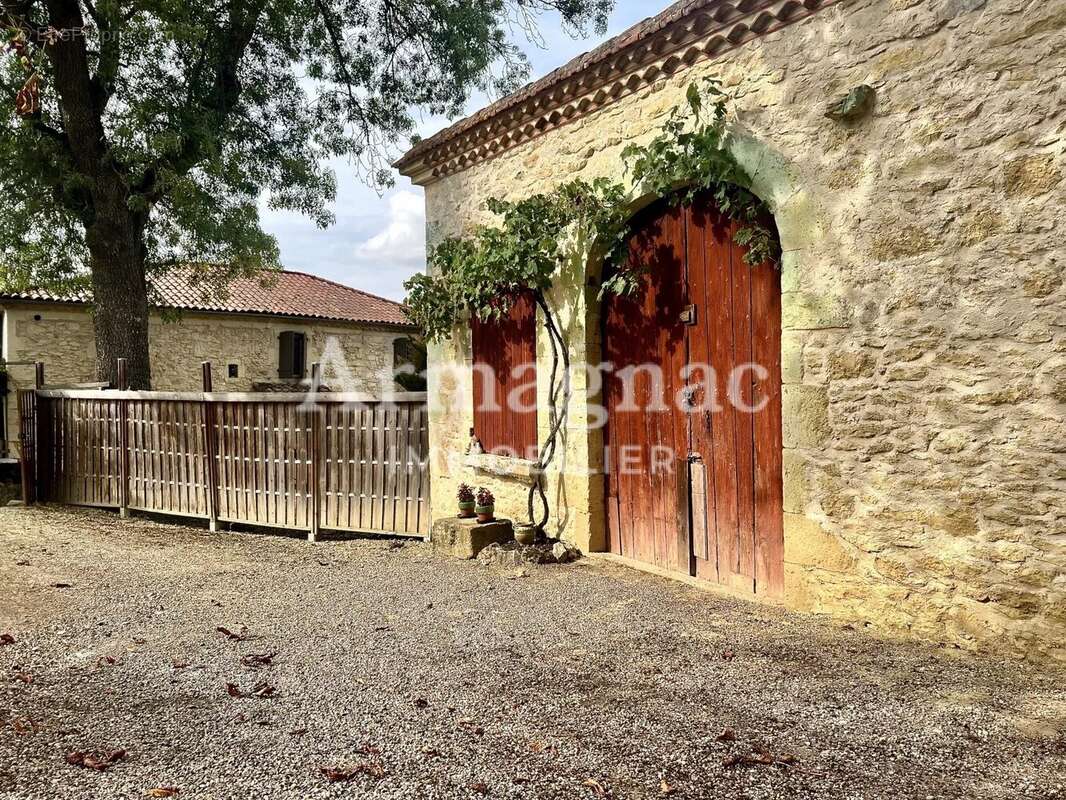 Maison de hameau en pierre avec piscine - photo 17
