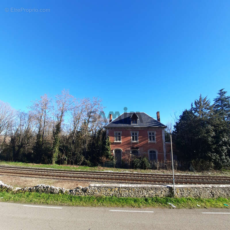 Maison à BOUCOIRAN-ET-NOZIERES