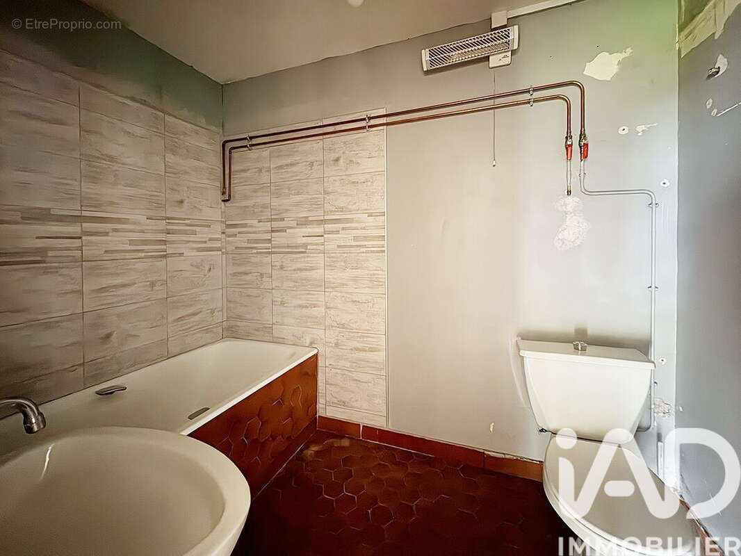Maison 111 m² à Mezilles  - photo 9