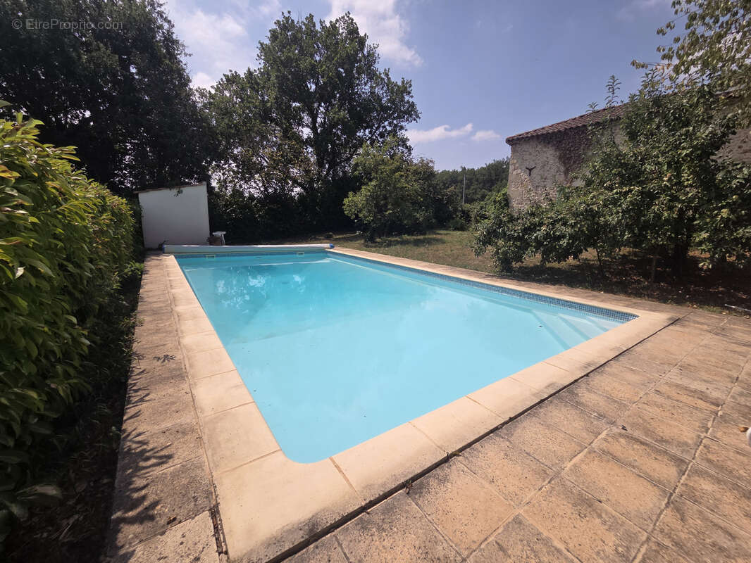 Maison de campagne en pierre du XVII? siècle avec piscine   À 5 minutes de Villeneuve-sur-Lot - photo 12