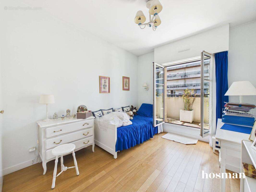 Appartement à BOURG-LA-REINE