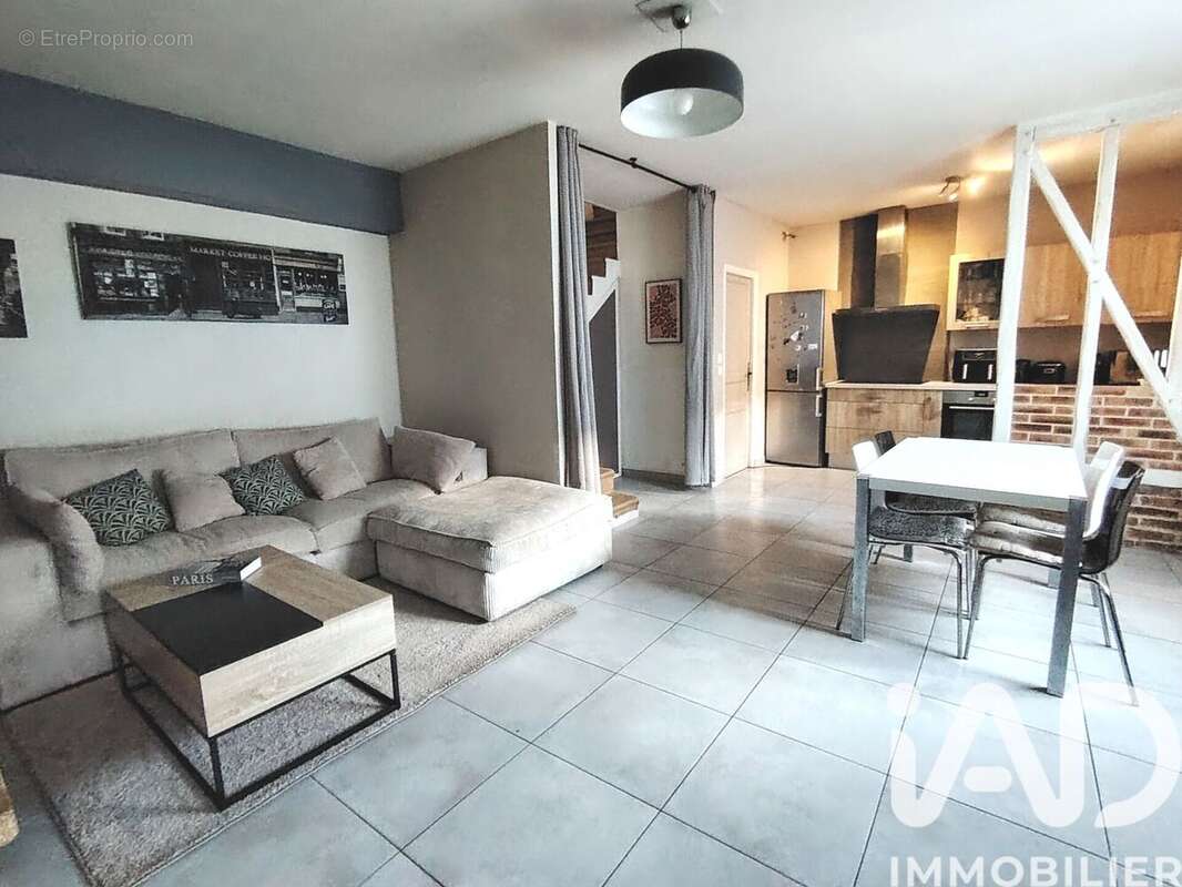 Photo 2 - Maison à PECQUEUSE