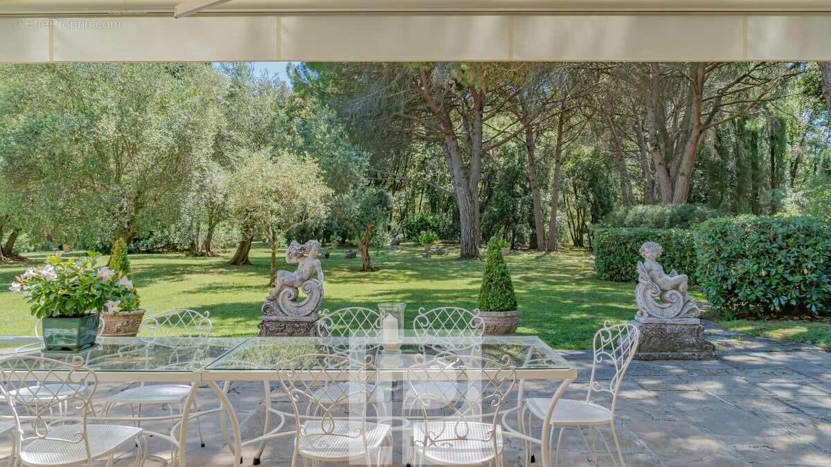 Maison à AURIBEAU-SUR-SIAGNE