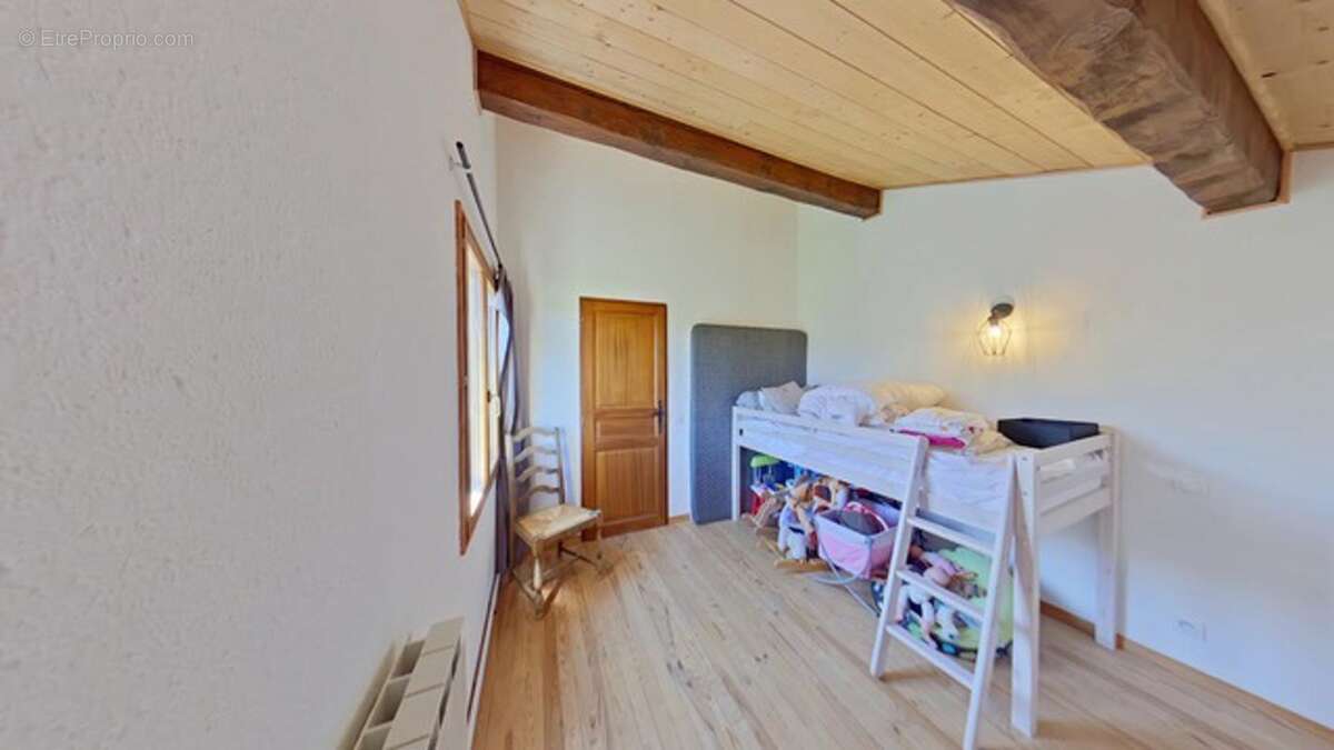 Maison à SAINT-PIERRE-DELS-FORCATS