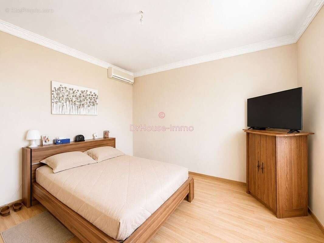 Maison 91 m² à Cagnes-Sur-Mer  - photo 8