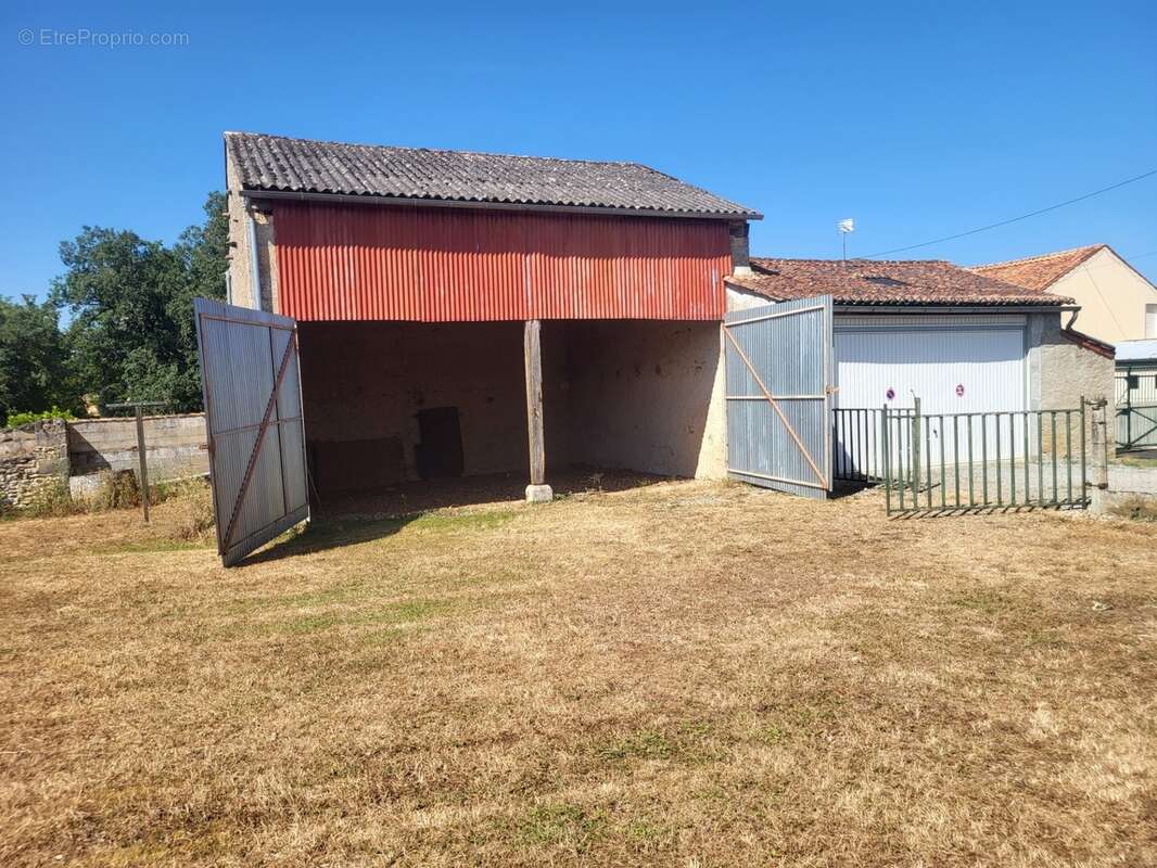 Maison à vendre 5 pièces THENEZAY (79) Terrain 771 m² - photo 6