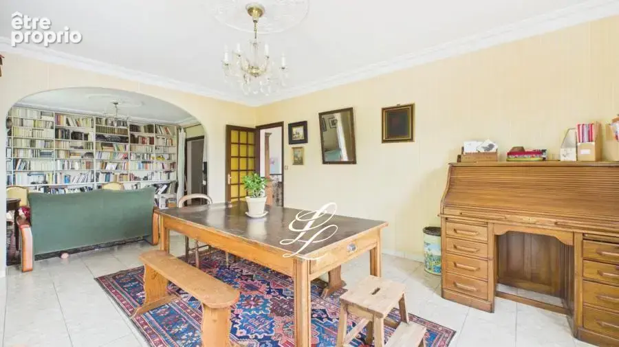 Maison 8 pièces 166 m² à vendre à Chateaugiron (35410) - photo 3