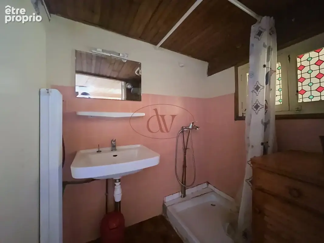 Maison de village/ py/ 74 m2 hab/ 2 chambres / pièce de stockage / exterieur - photo 9