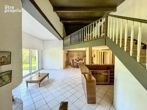 Maison 291 m² à Annecy  - photo 3