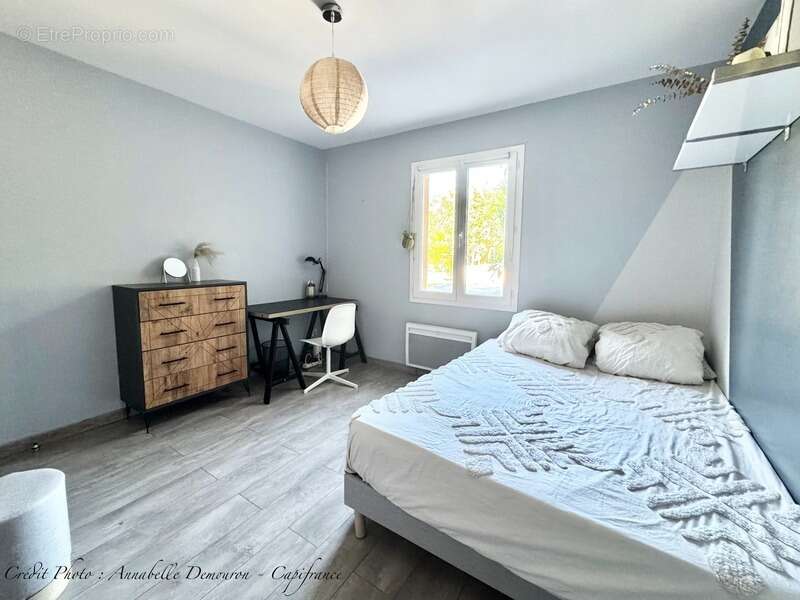 Maison plain-pied 4 chambres - jardin - garage - saint-bonnet-près-riom (63200) - photo 52