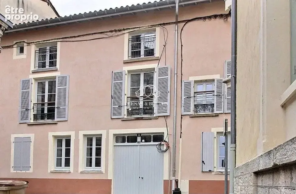 Appartement à VILLEFRANCHE-SUR-SAONE
