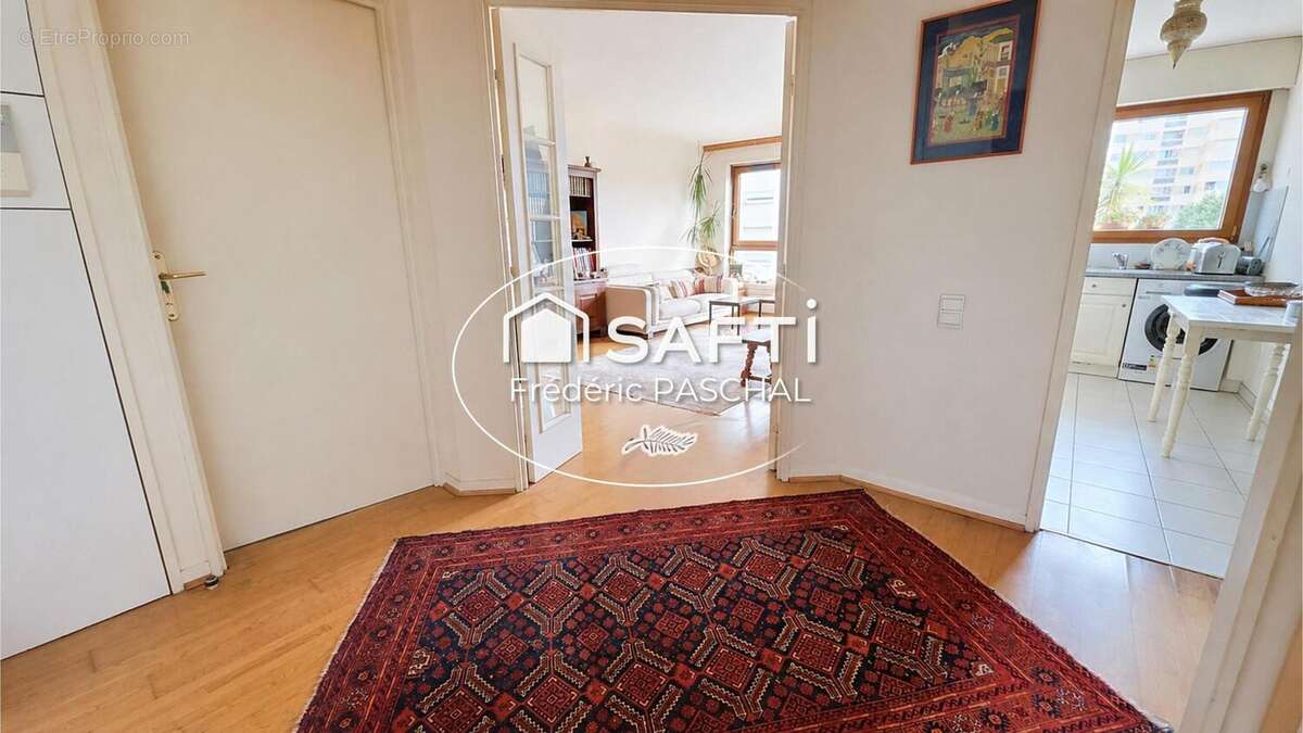 Photo 5 - Appartement à SURESNES