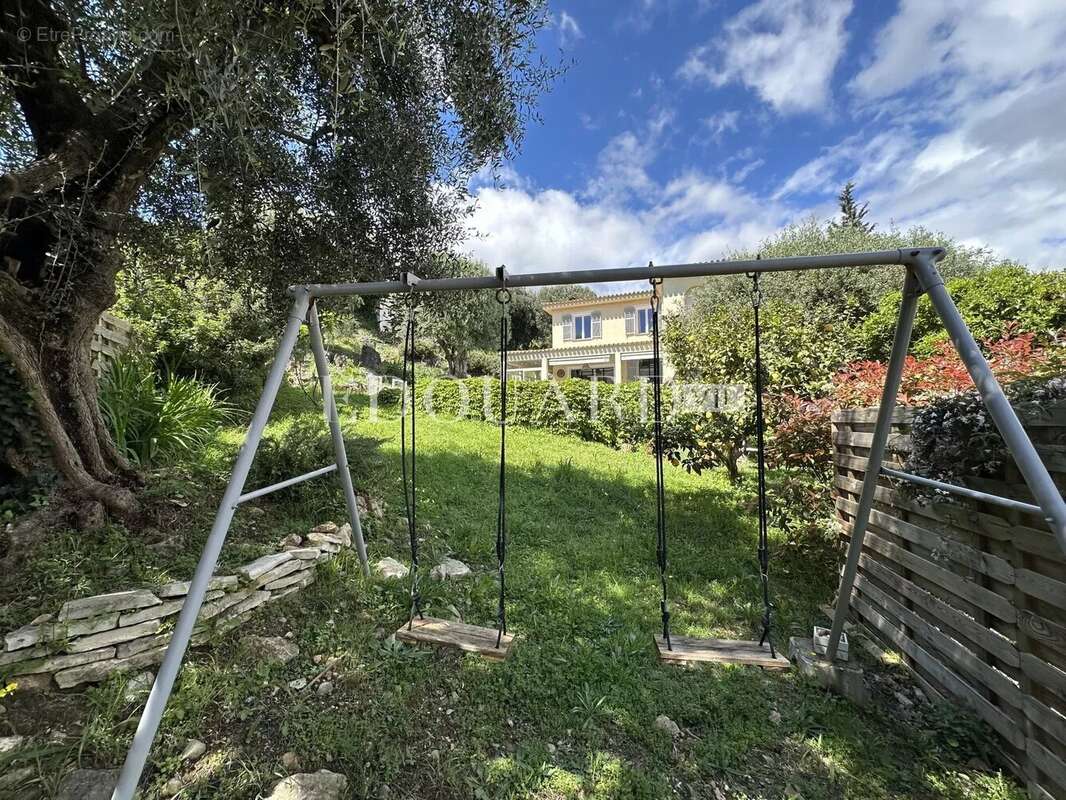 Maison à ROQUEBRUNE-CAP-MARTIN