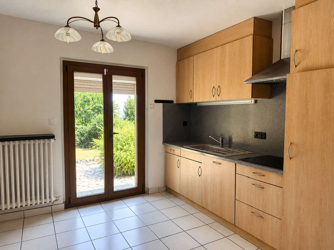 Viuz en Sallaz, maison 7 pièces à vendre - photo 2