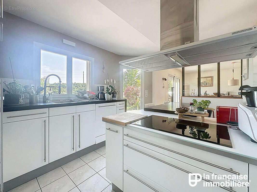 Maison à CORPS-NUDS