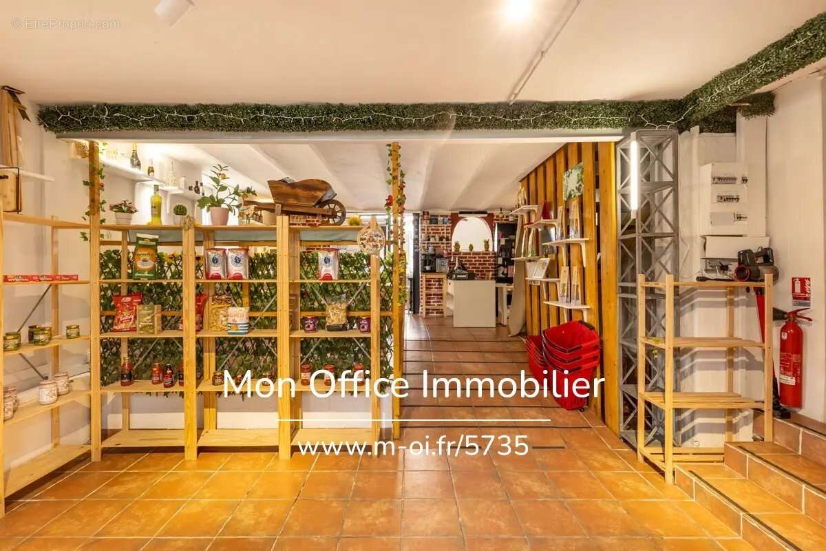 Commerce à MARSEILLE-6E