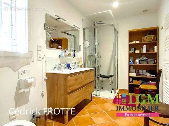 Maison à MONTBOUCHER-SUR-JABRON