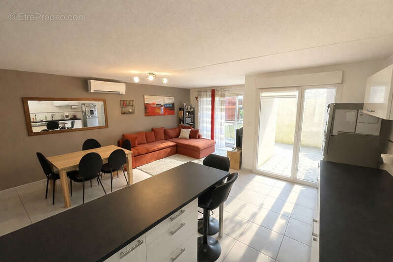 Appartement à PEROLS