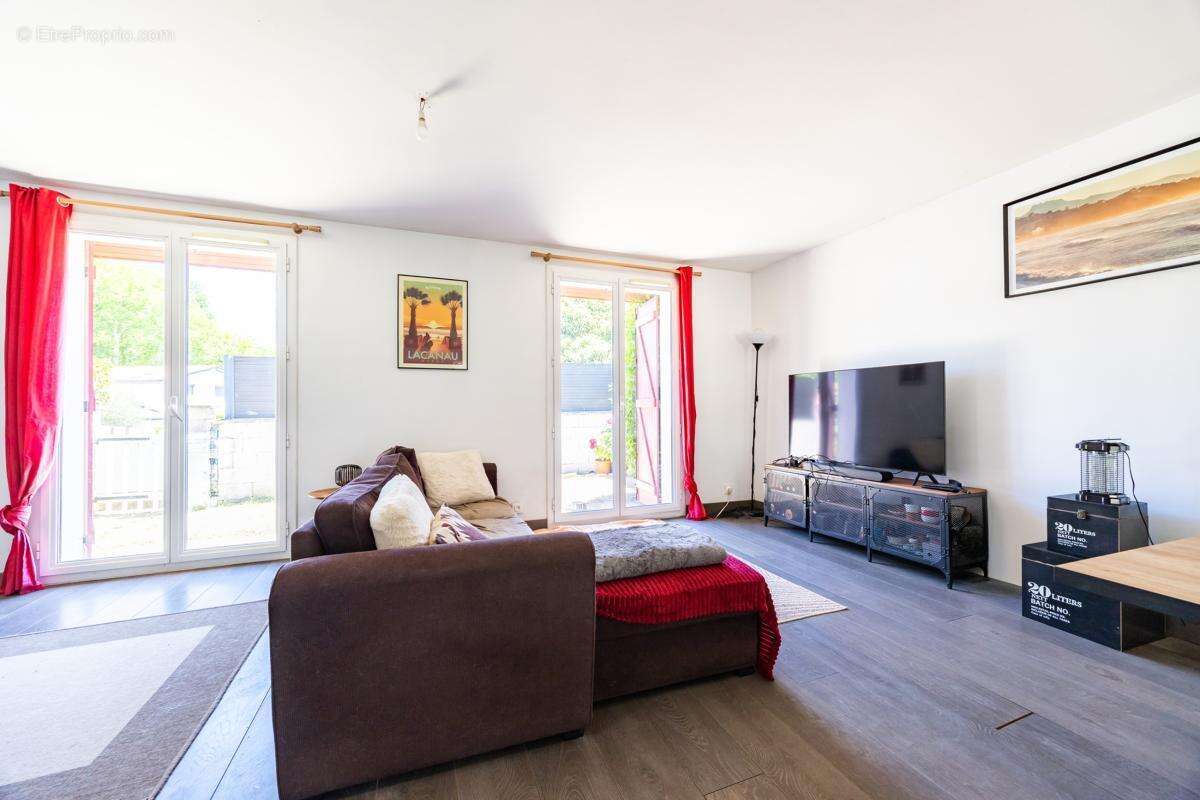 Maison 113 m² à Bouliac  - photo 8