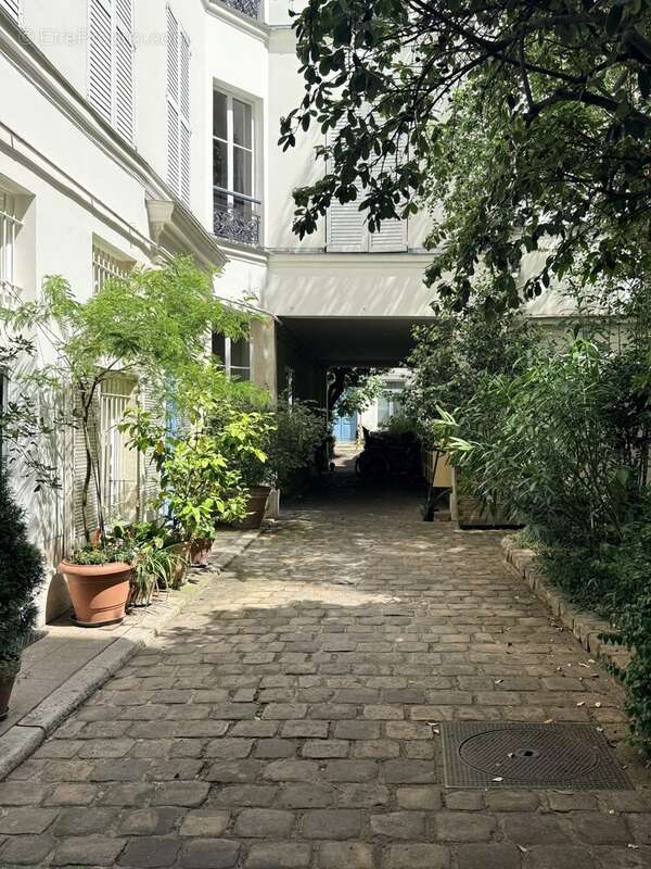 Appartement 19 m² à Paris-10e  - photo 8