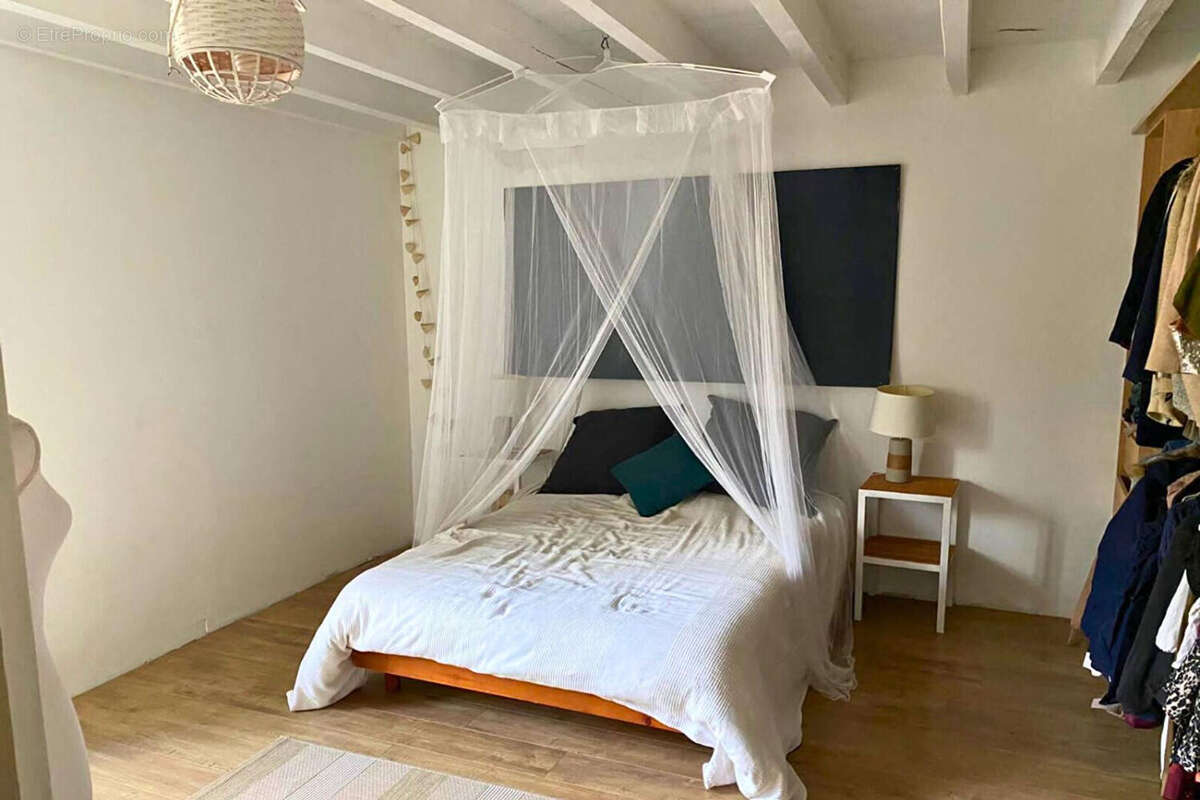 Maison à THIERS