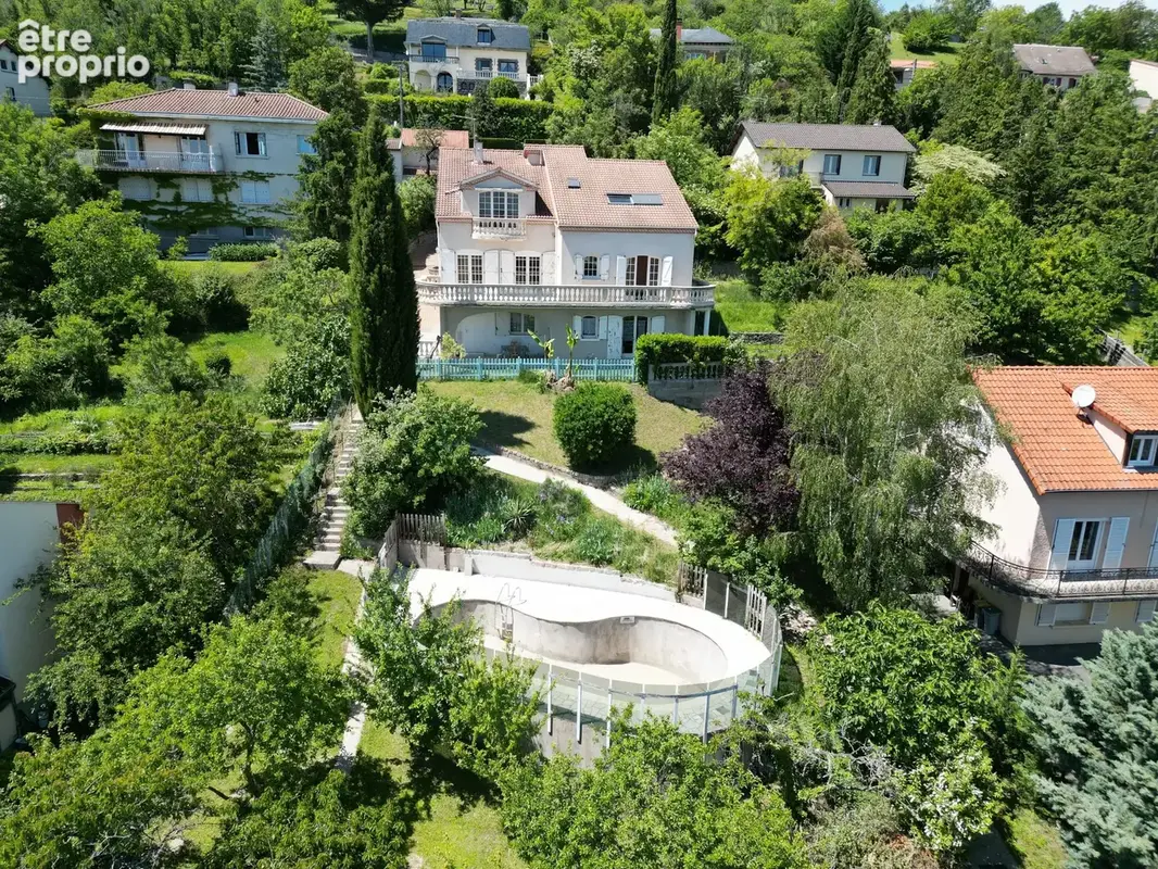 Maison 10 pièces 350 m² à vendre à Blanzat (63112) - photo 2