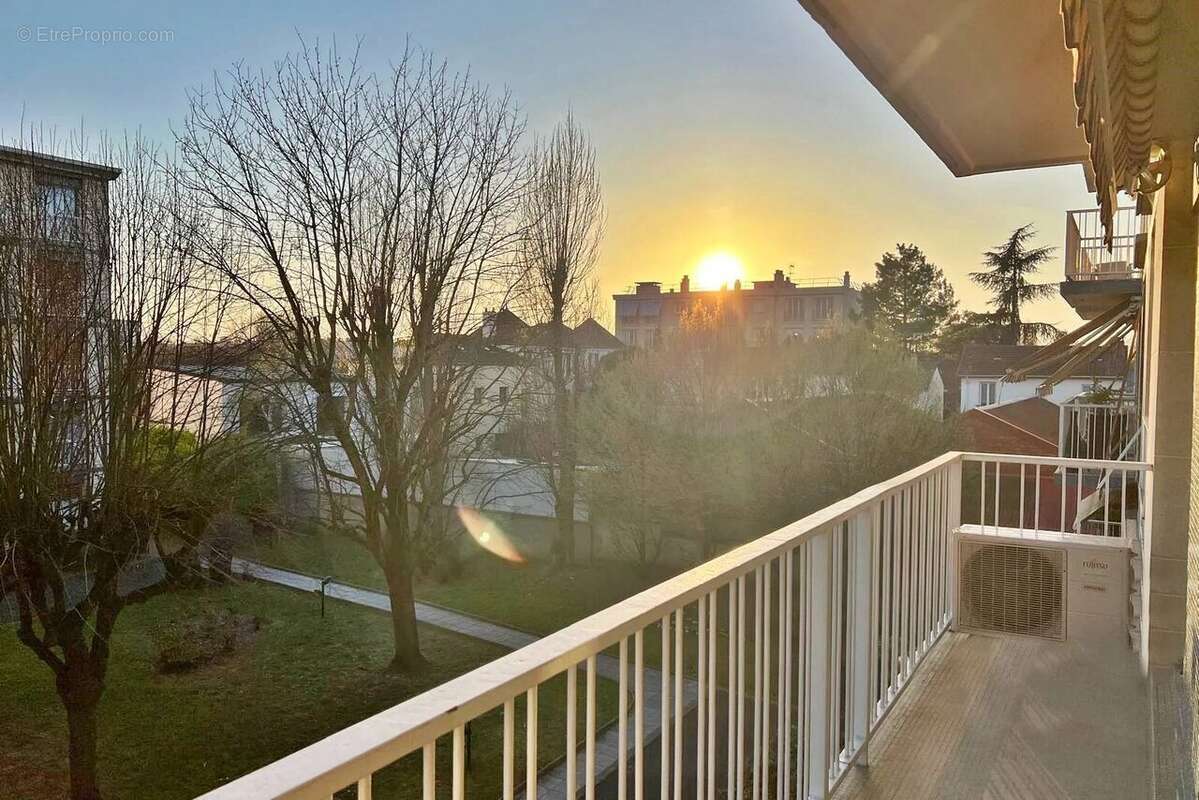 Appartement à SAINT-MAUR-DES-FOSSES