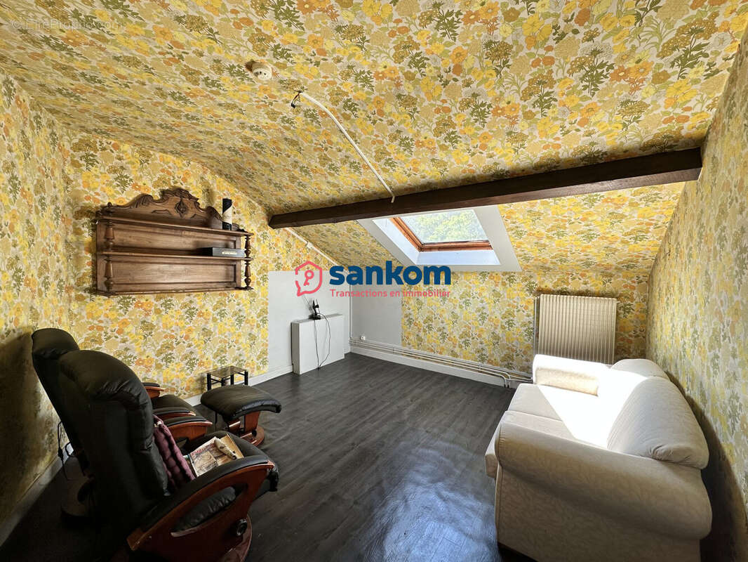 Appartement 350 m² à Lavoute-Sur-Loire  - photo 9