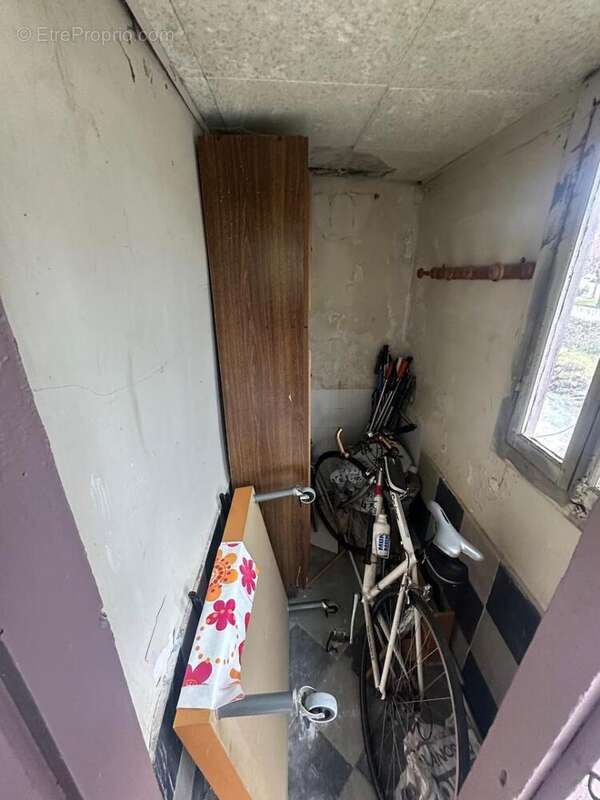   - Appartement à AX-LES-THERMES