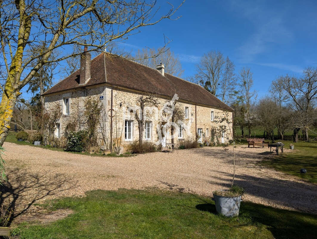 Maison à SAINT-MARD-DE-RENO