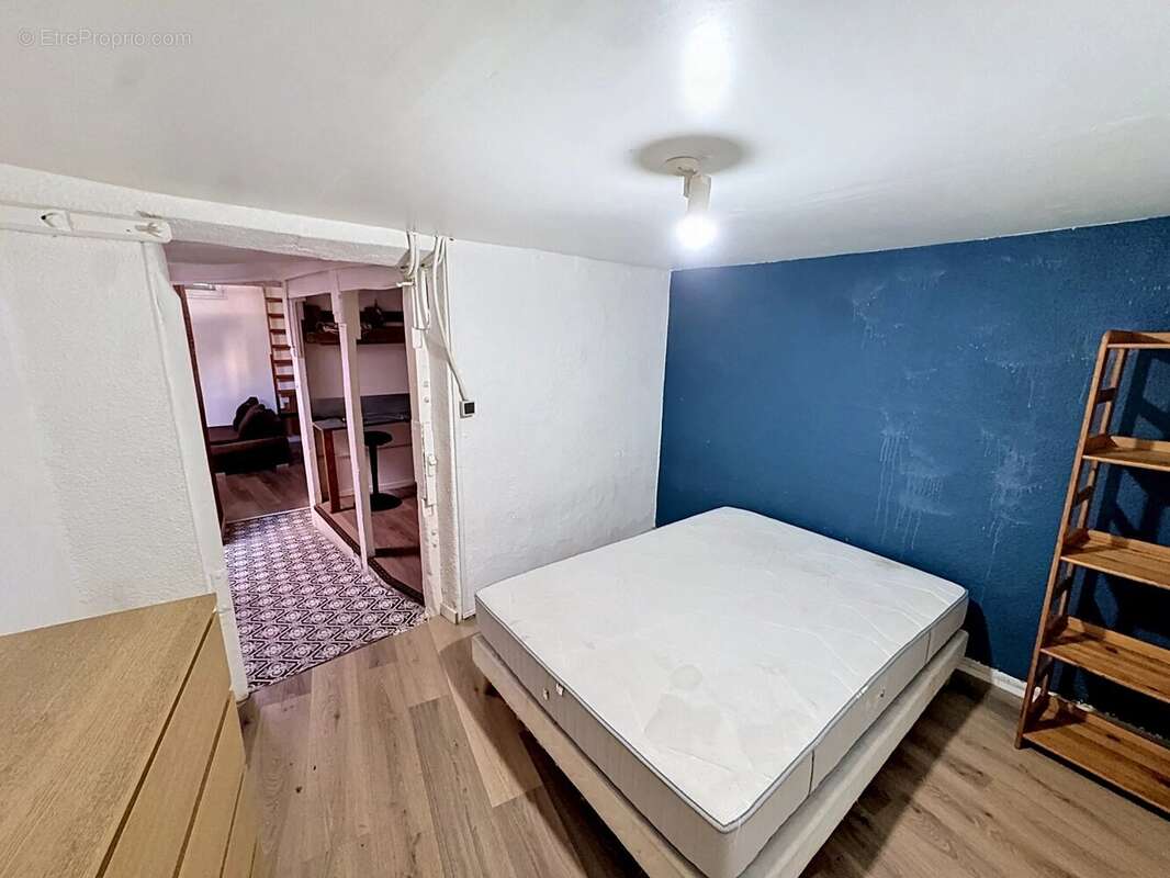 Appartement à MARSEILLE-5E