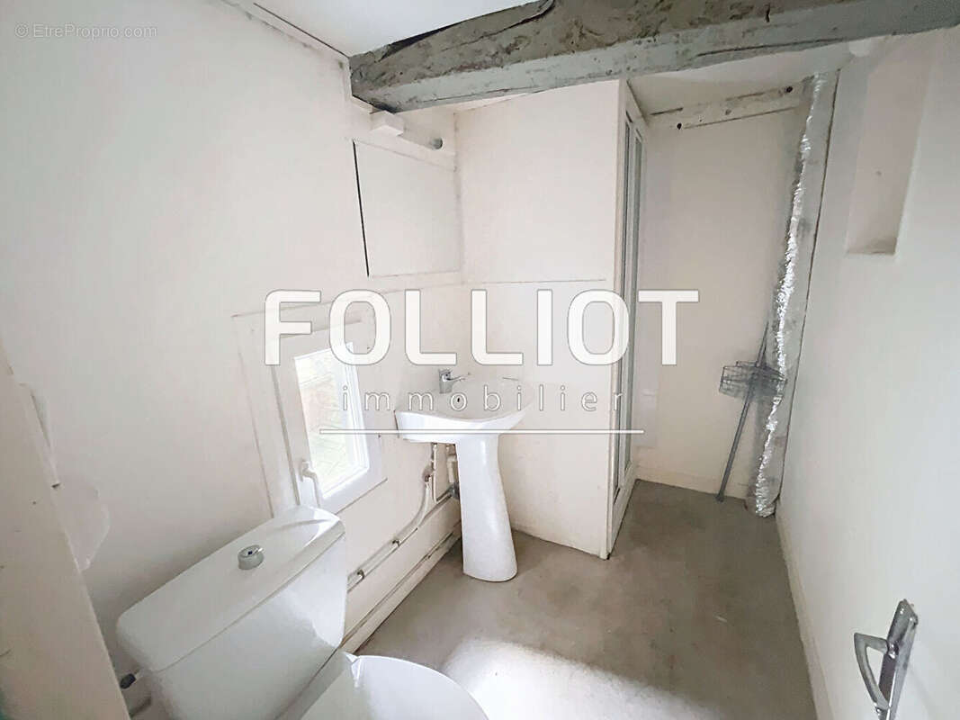 A vendre - Appartement en duplex Fougères 105 m² - Hyper centre - photo 9