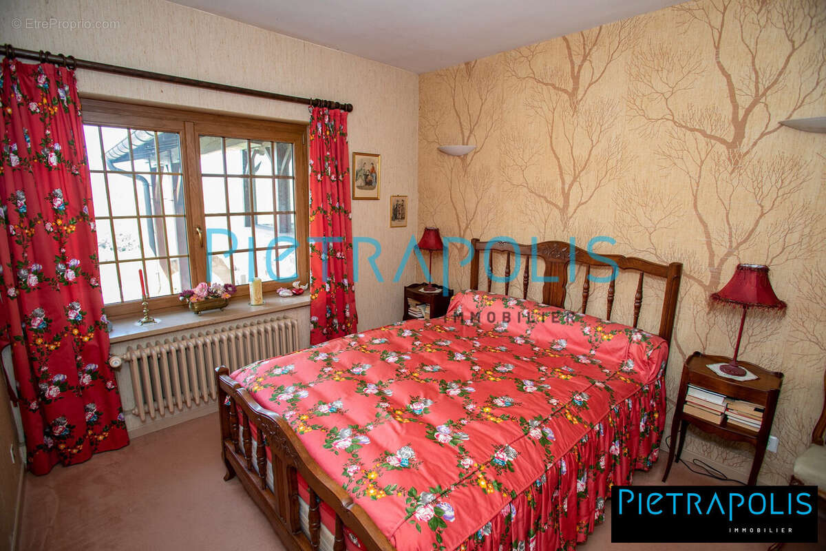 Maison à SAINT-AMOUR-BELLEVUE