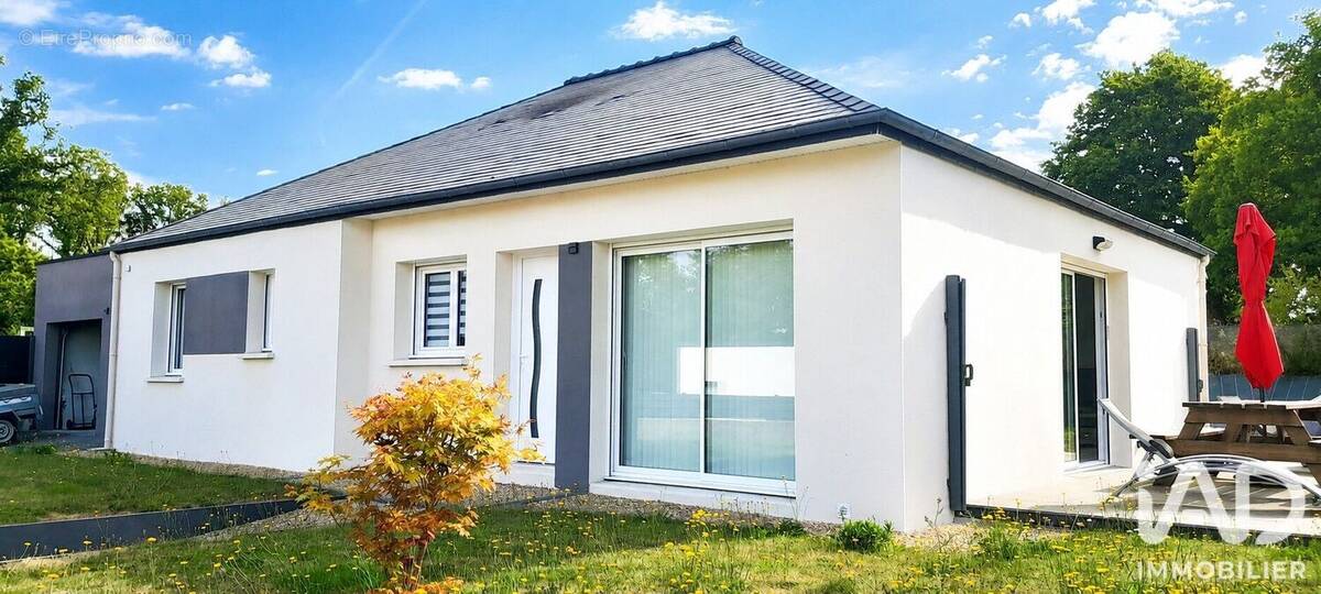 Photo 1 - Maison à LANDEVANT
