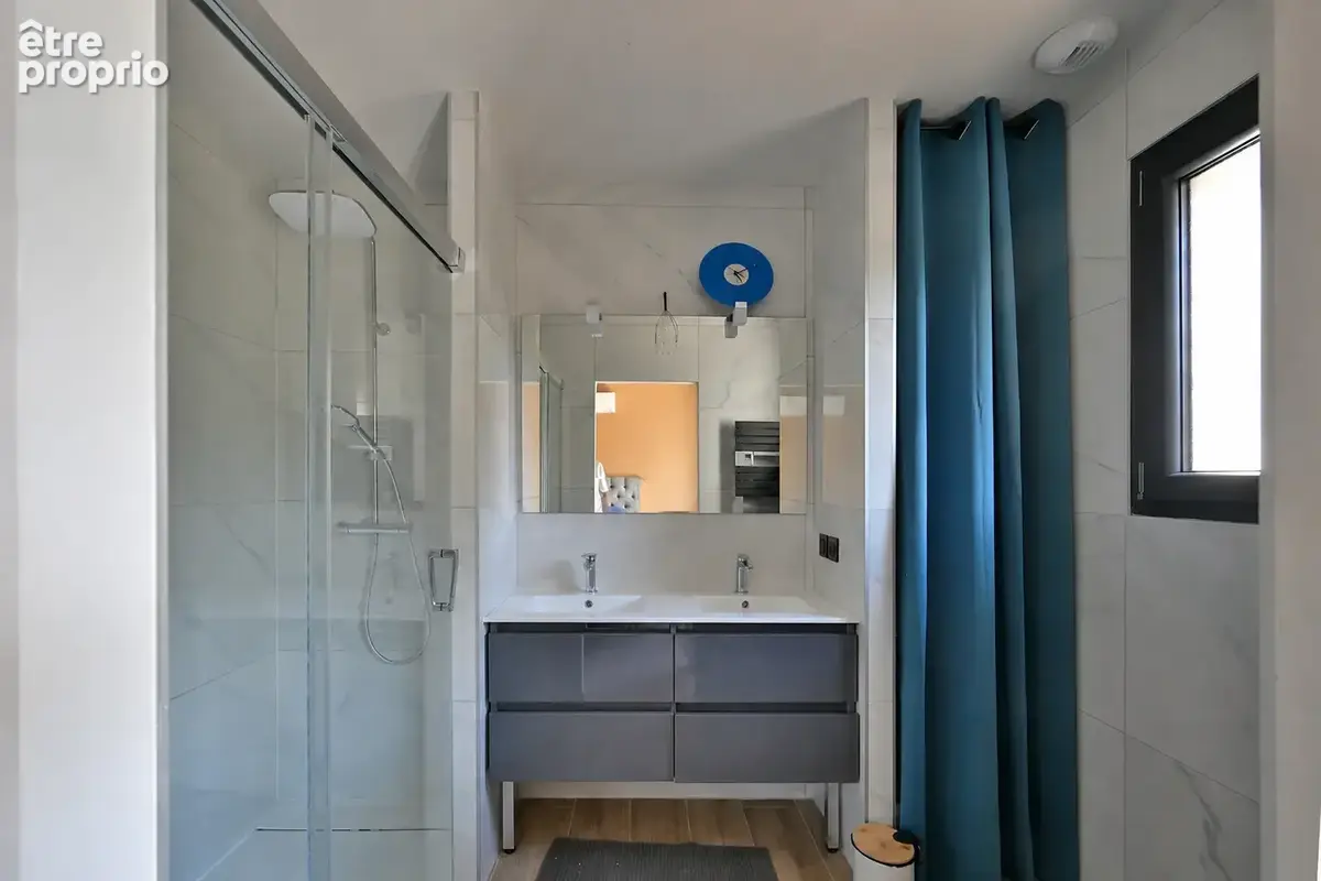 Maison contemporaine de plain-pied avec piscine et vue dégagée sur 3000m2 de parcelle - photo 10