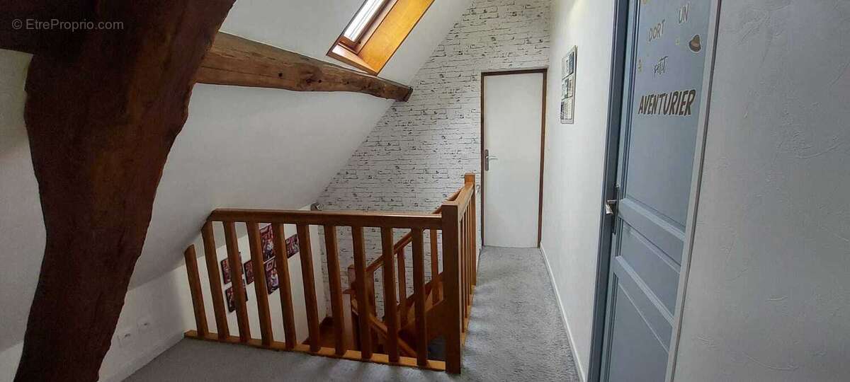 Maison à LA RUE-SAINT-PIERRE