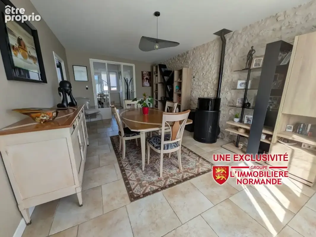 Maison de caractère avec dépendance - photo 1