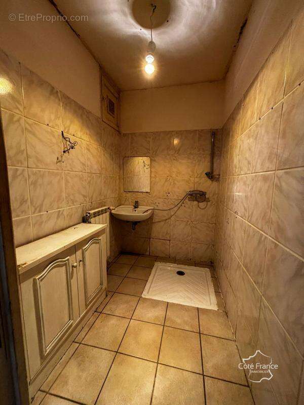 Maison à BAGNAC-SUR-CELE