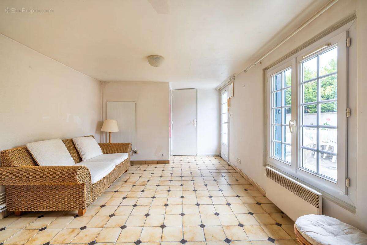 Maison à ERMONT