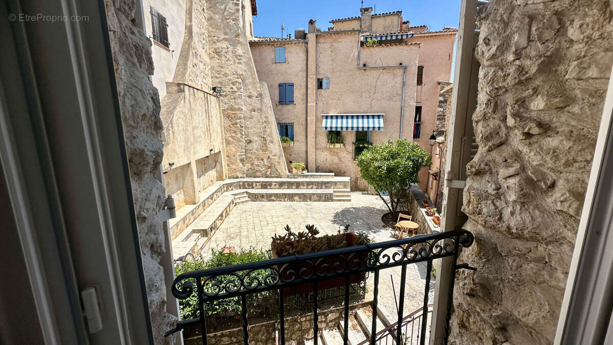 Le Broc Maison de village 6P - 148m2 avec terrasse et cave - photo 8