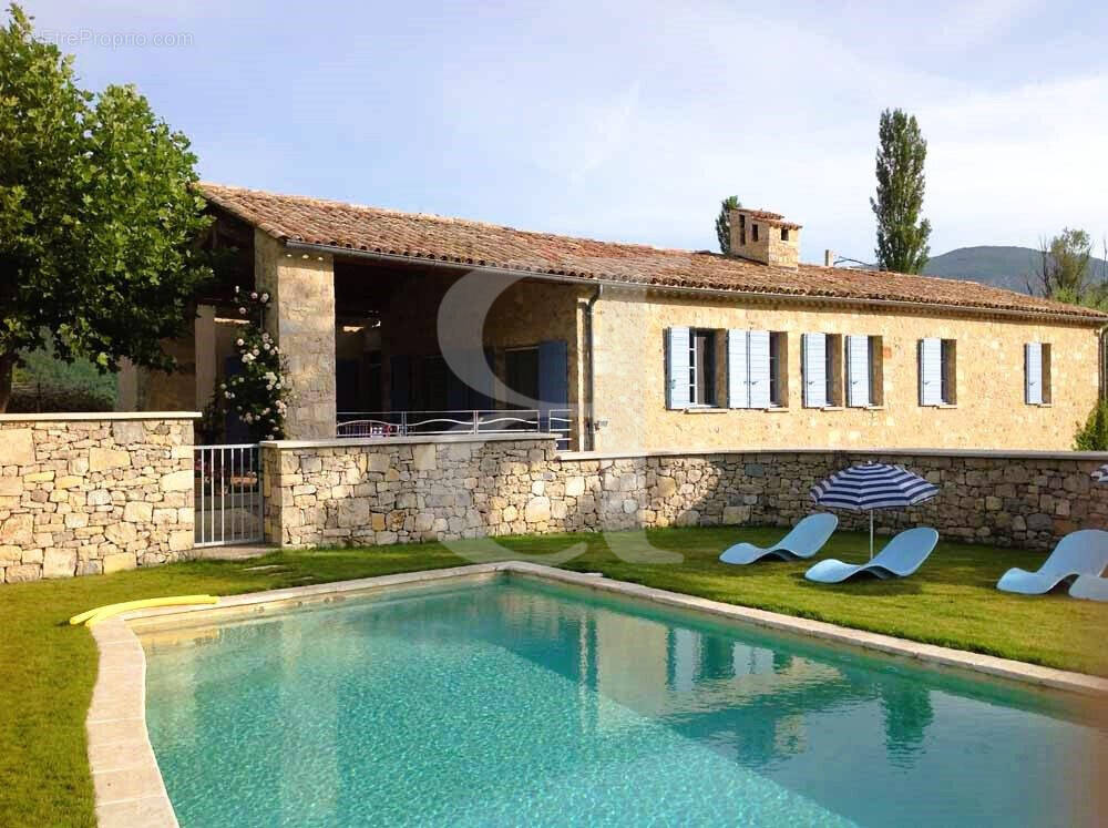 Maison à BUIS-LES-BARONNIES